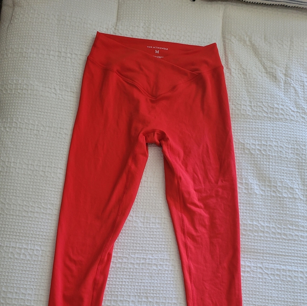 Red Tier Activewear Crossover Leggings